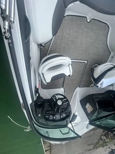 Slide: The Image of Monterey 224FS 2024 - 8