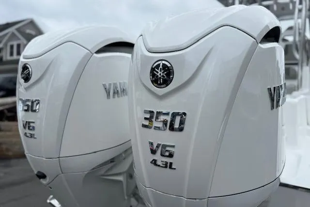 Slide: The Image of Twin Yamaha 350 V6 outboard engines on 2026 Cape Horn 31 T boat. - 15