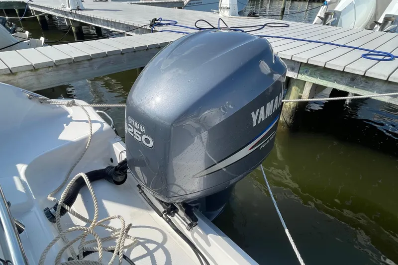 Slide: The Image of 2007 Wellcraft 252 Coastal with Yamaha 250 outboard motor at dock. - 36