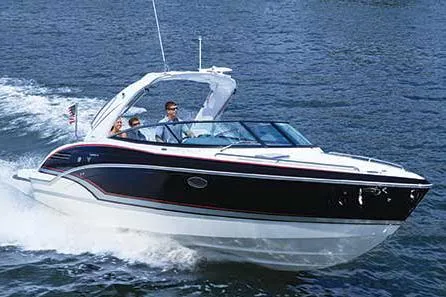 The Image of 2015 Formula 290 Sun Sport boat cruising on open water. - 0