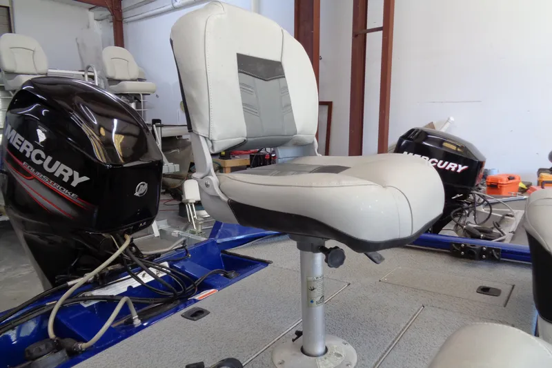 Slide: The Image of 2018 Bass Tracker PT175 boat with Mercury outboard motor and swivel seat. - 11