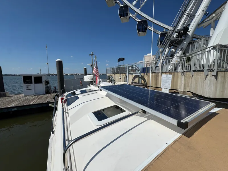 Slide: The Image of Ranger Tug 27 LE 2021 - 27