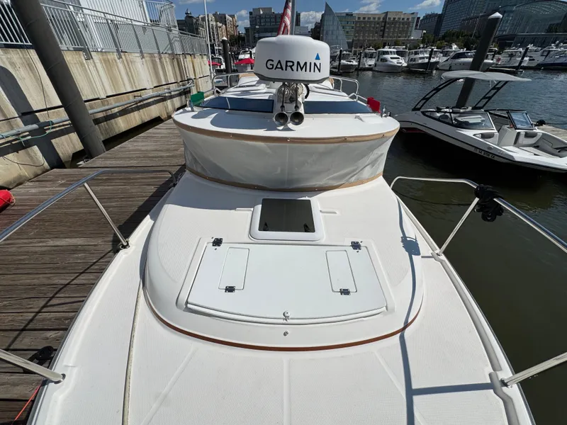 Slide: The Image of Ranger Tug 27 LE 2021 - 29