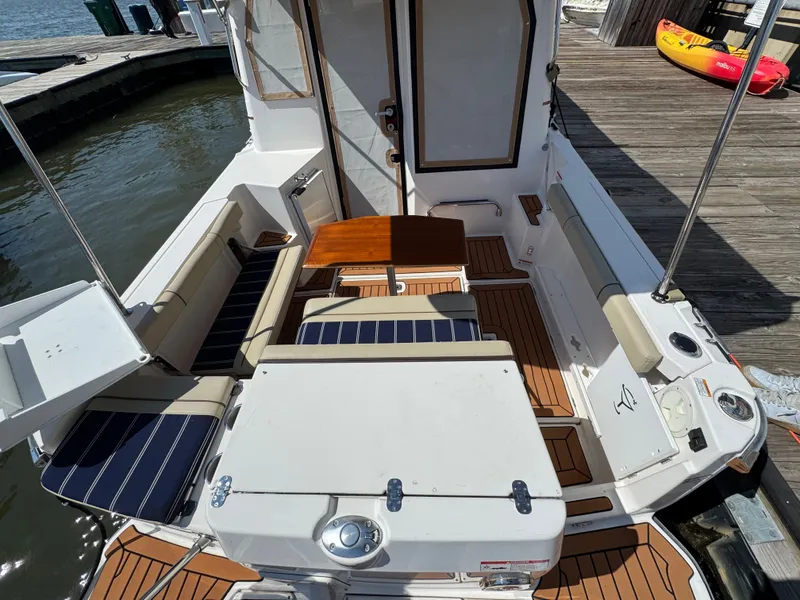 Slide: The Image of Ranger Tug 27 LE 2021 - 8