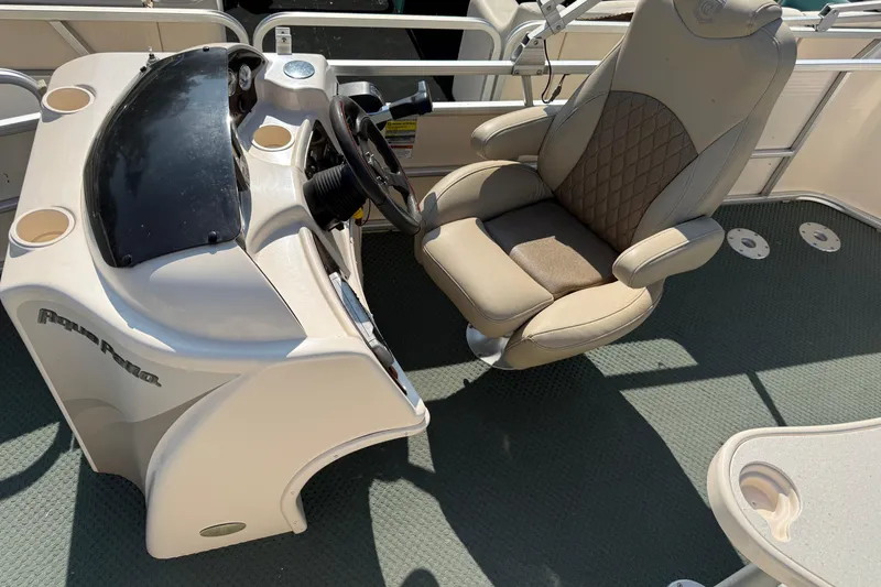 Slide: The Image of Aqua 240RE 2004 - 15