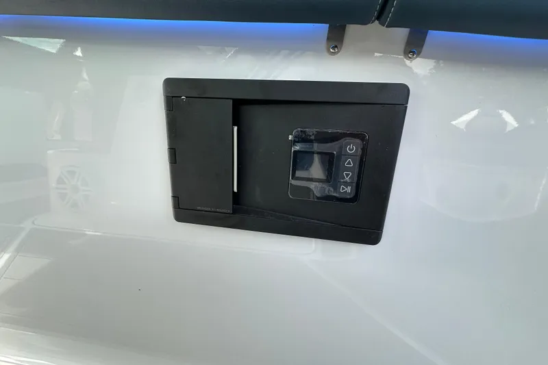 Slide: The Image of Control panel on 2026 Monterey Elite 30 OB boat, featuring sleek design and modern interface. - 16