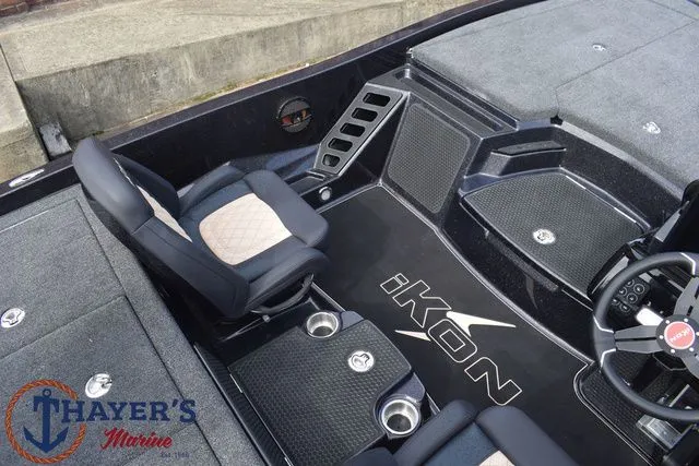 Slide: The Image of Ikon Boats LXE21 2026 - 11