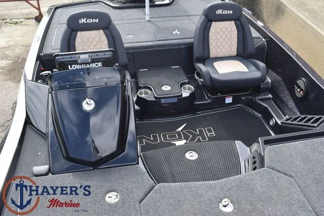 Slide: The Image of Ikon Boats LXE21 2026 - 16