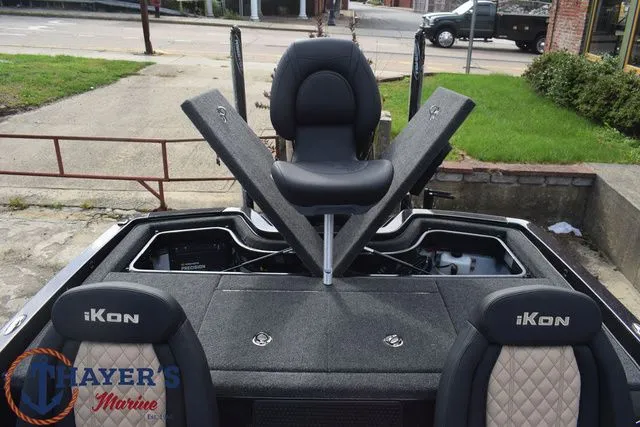 Slide: The Image of Ikon Boats LXE21 2026 - 23