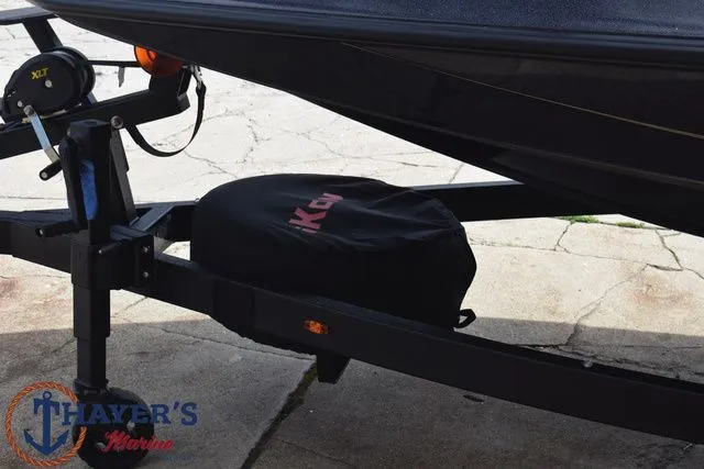 Slide: The Image of Ikon Boats LXE21 2026 - 29