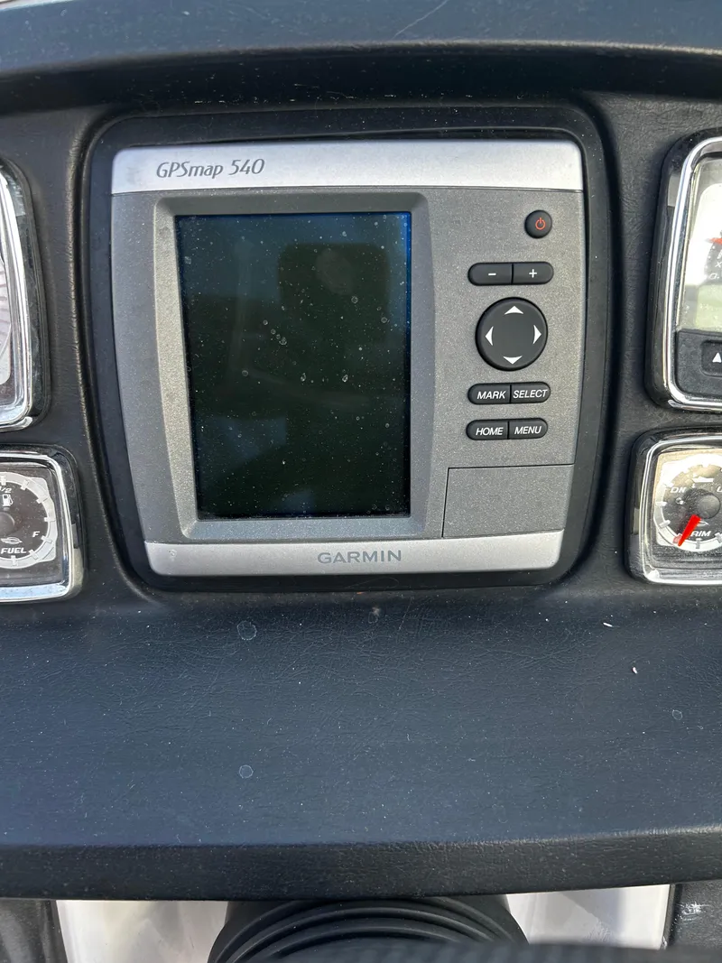 Slide: The Image of Garmin GPSmap 540 on 2008 Chaparral Sunesta 244 dashboard. - 16