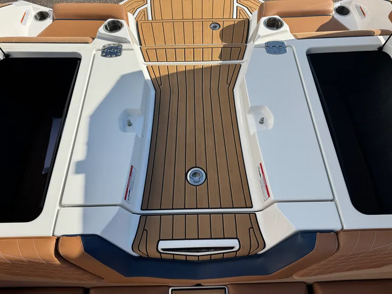 Slide: The Image of Nautique G23SA 2022 - 13