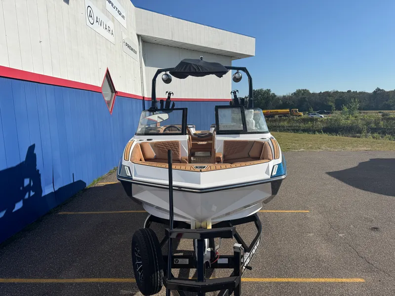 Slide: The Image of Nautique G23SA 2022 - 2