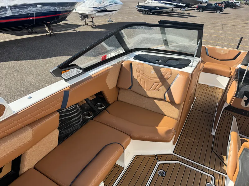 Slide: The Image of Nautique G23SA 2022 - 37