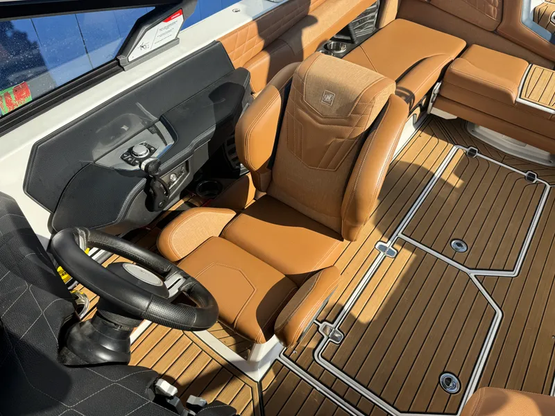 Slide: The Image of Nautique G23SA 2022 - 43