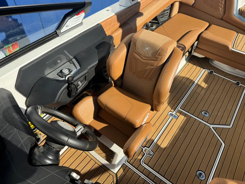 Slide: The Image of Nautique G23SA 2022 - 44