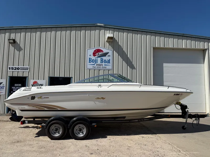 Slide: The Image of Sea Ray 230 Bow Rider 1996 - 0