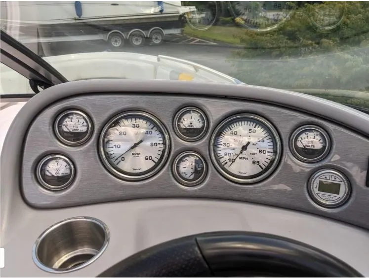 Slide: The Image of Reinell 230 LSE 2007 - 15