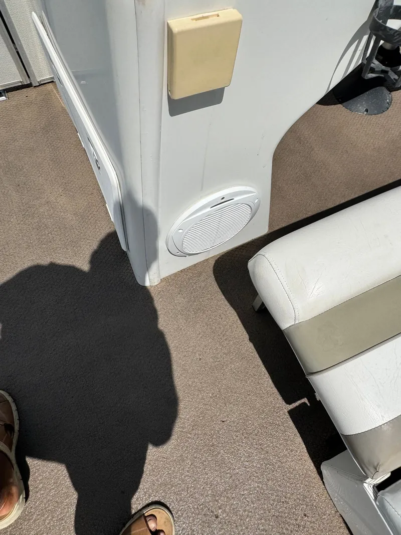 Slide: The Image of Odyssey 2102 L 2000 - 10