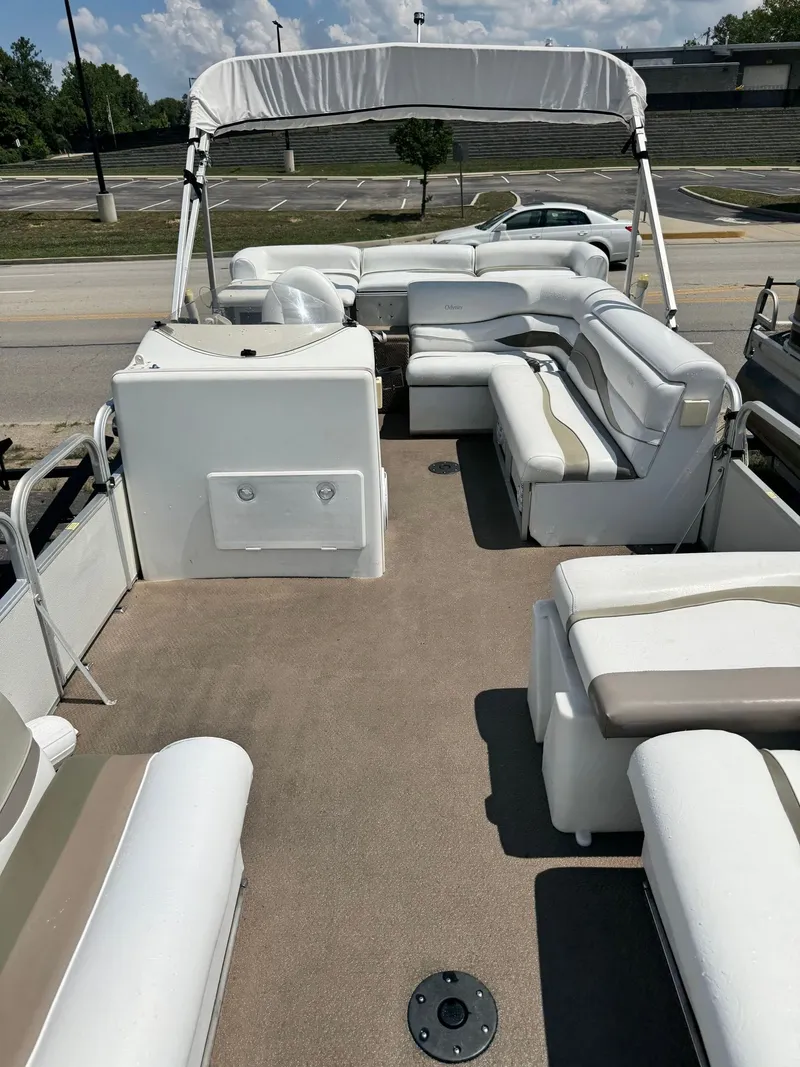 Slide: The Image of Odyssey 2102 L 2000 - 3