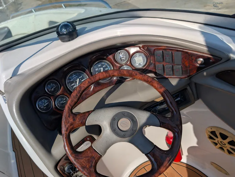 Slide: The Image of Crownline Boats 270 2004 - 10