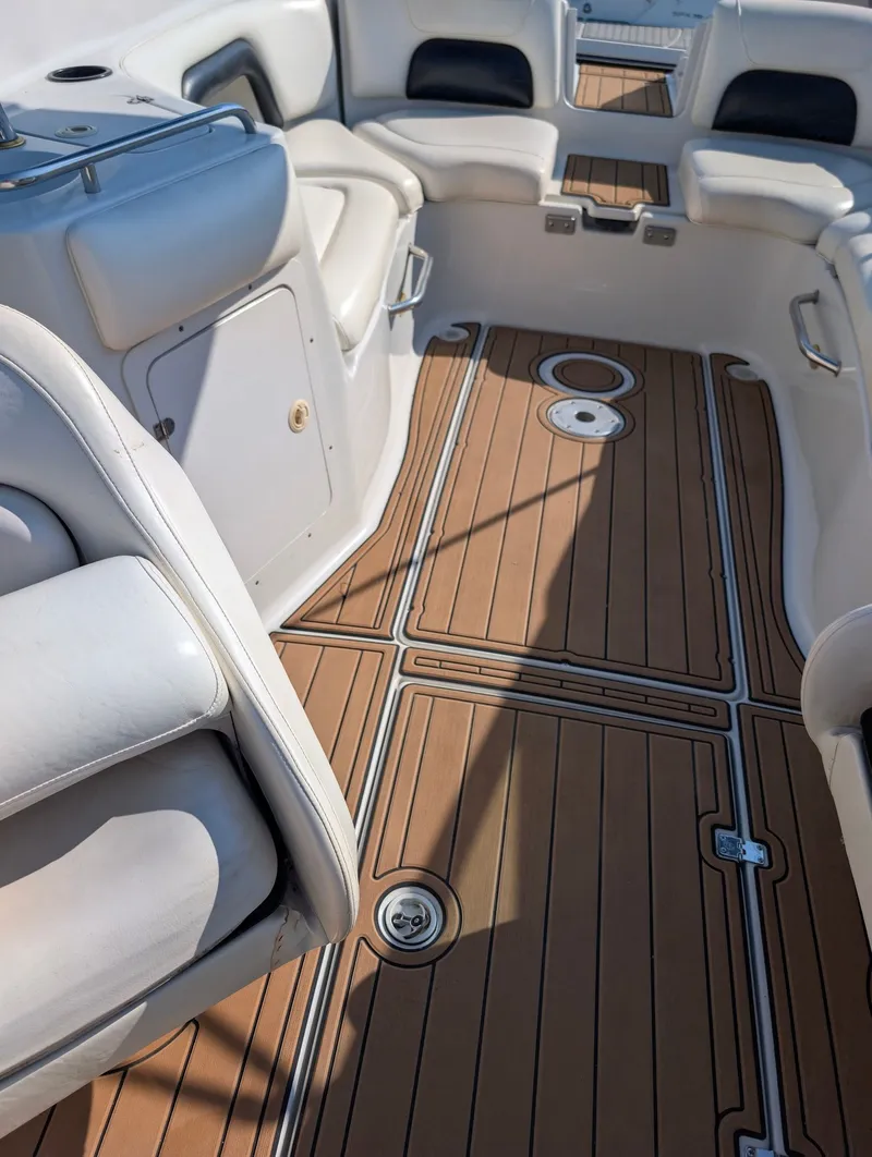 Slide: The Image of Crownline Boats 270 2004 - 11