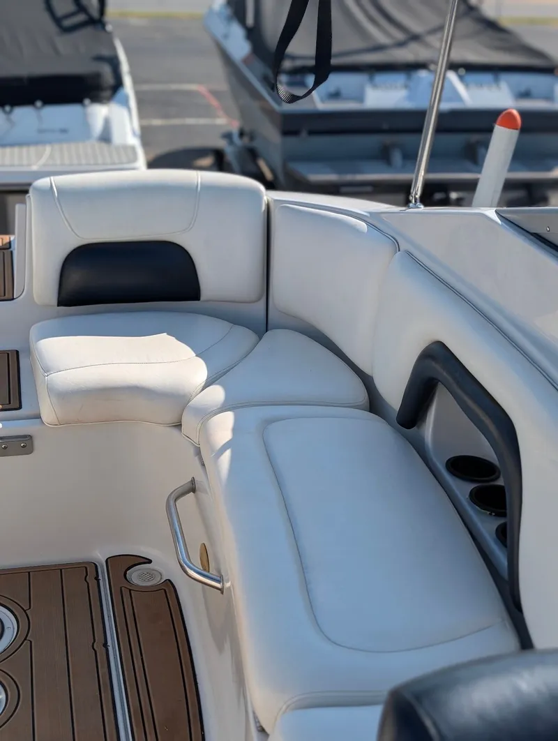 Slide: The Image of Crownline Boats 270 2004 - 15