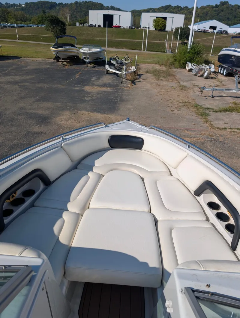 Slide: The Image of Crownline Boats 270 2004 - 8