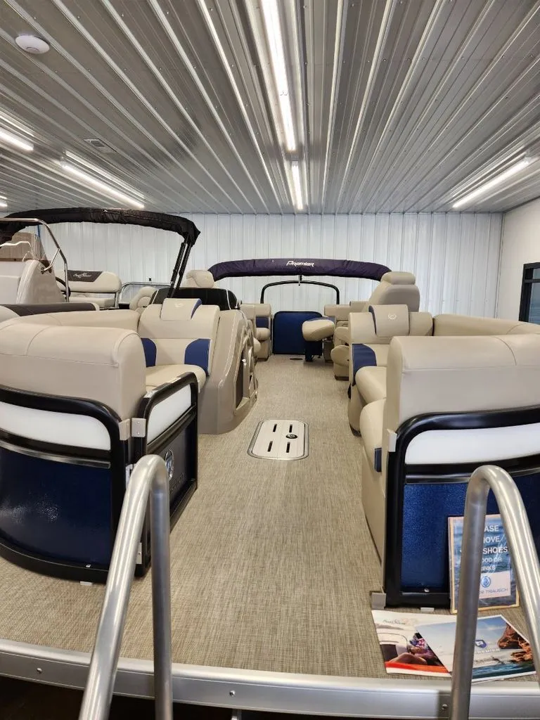 Slide: The Image of Premier Sunsation 2023 - 3