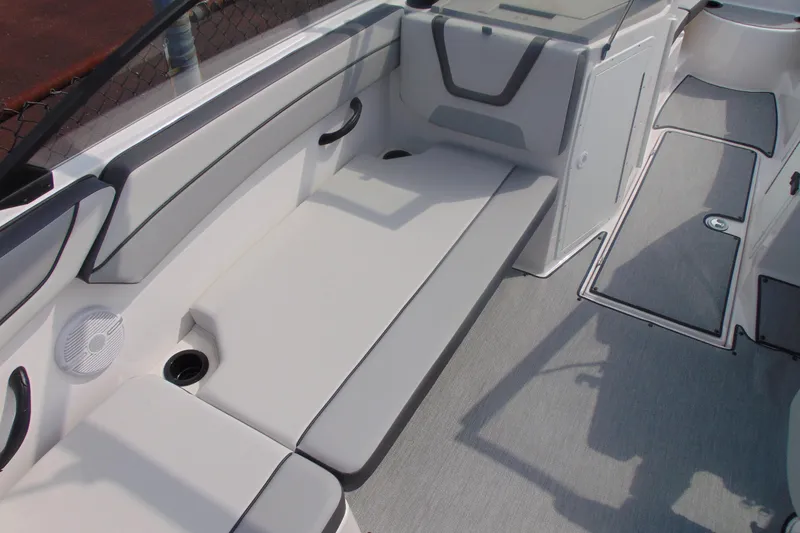 Slide: The Image of 2026 Yamaha Boats AR220 interior with sleek seating and modern design. - 15