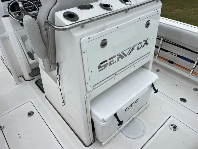 Slide: The Image of Sea Fox 288 Commander 2022 - 9