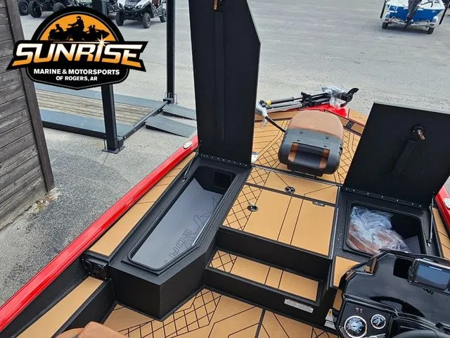 Slide: The Image of Avid 18 VERTEX BOAT 2026 - 7