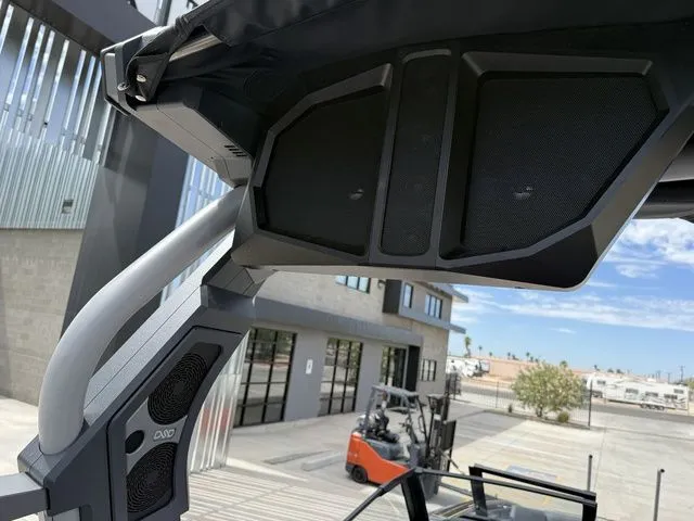 Slide: The Image of Supra SE 550 2026 - 13