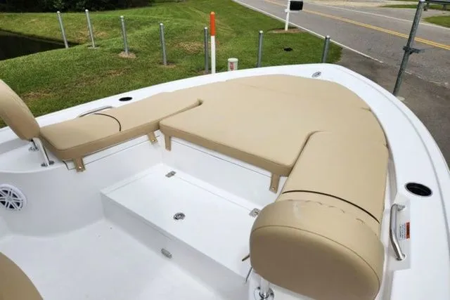 Slide: The Image of Sportsman Masters 247 Bay Boat 2026 - 13