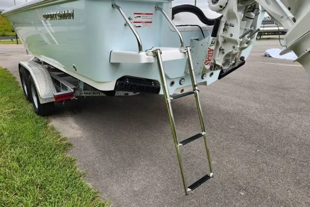 Slide: The Image of Sportsman Masters 247 Bay Boat 2026 - 4