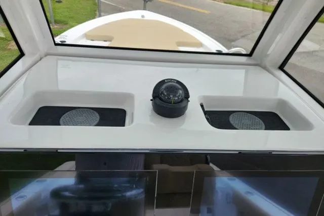 Slide: The Image of Sportsman Masters 247 Bay Boat 2026 - 9