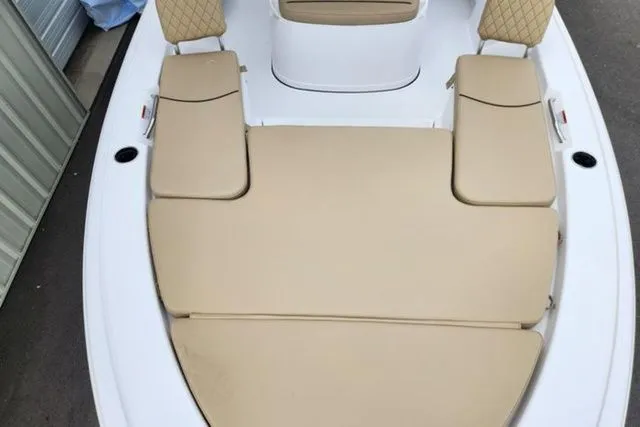 Slide: The Image of Sportsman Masters 227 Bay Boat 2026 - 6