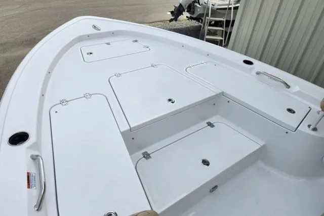 Slide: The Image of Sportsman Masters 227 Bay Boat 2026 - 7