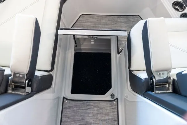 Slide: The Image of Cobalt R6 2026 - 26