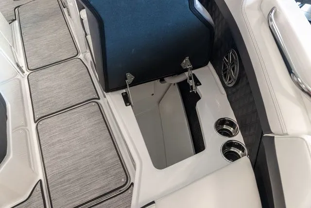 Slide: The Image of Cobalt R6 2026 - 27