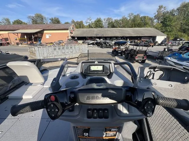 Slide: The Image of Sea-Doo Switch Sport 21 2023 - 19