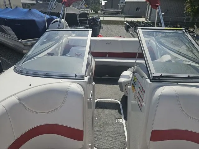 Slide: The Image of Ebbtide 202 SE 2011 - 16