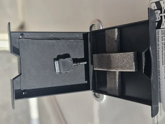 Slide: The Image of Ebbtide 202 SE 2011 - 17