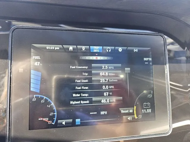 Slide: The Image of Yamaha 195S 2022 - 13