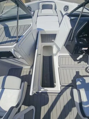 Slide: The Image of Yamaha 195S 2022 - 15