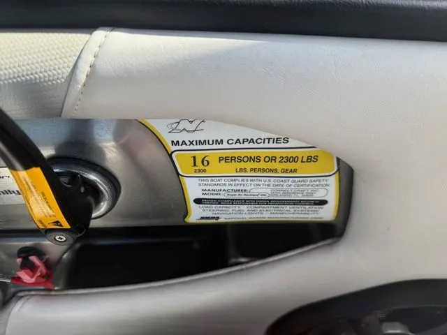 Slide: The Image of Nautique Super Air Nautique 230 2009 - 19