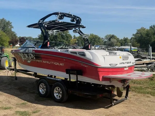 Slide: The Image of Nautique Super Air Nautique 230 2009 - 3