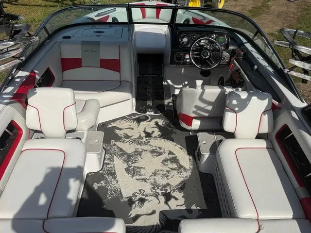 Slide: The Image of Nautique Super Air Nautique 230 2009 - 4