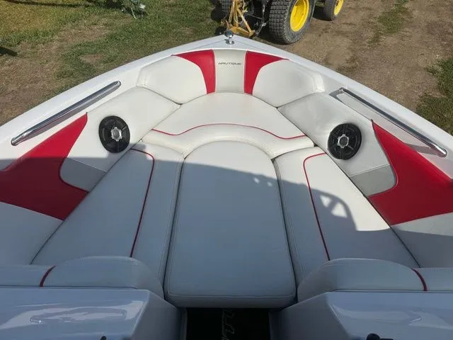 Slide: The Image of Nautique Super Air Nautique 230 2009 - 5
