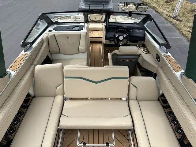 Slide: The Image of Nautique Super Air Nautique G23 2025 - 19